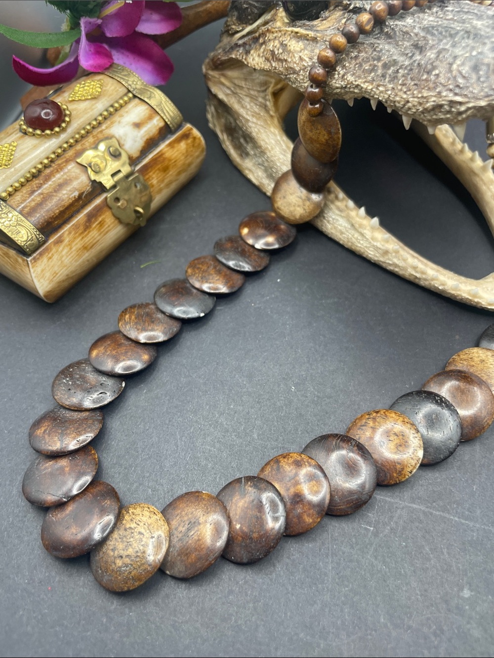 Dyed yak bone vintage B7 - Picture 6 of 7